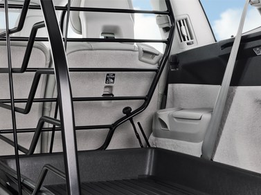 2018 Volvo XC90 Load compartment divider, longitudinal 31373486